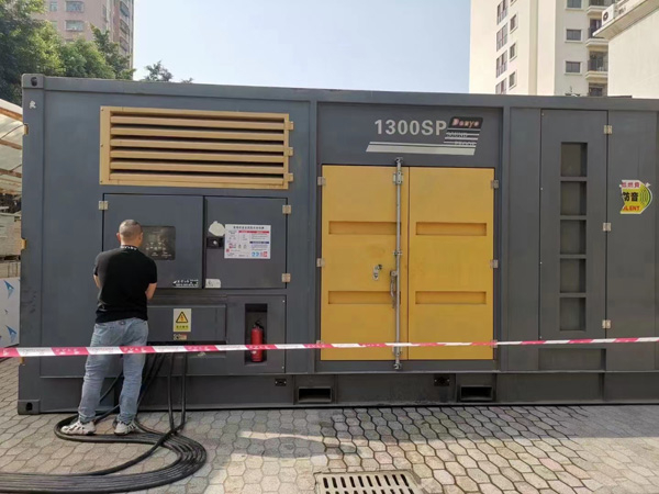 华龙500KW发电机组冬季应该配多大的启动电瓶？